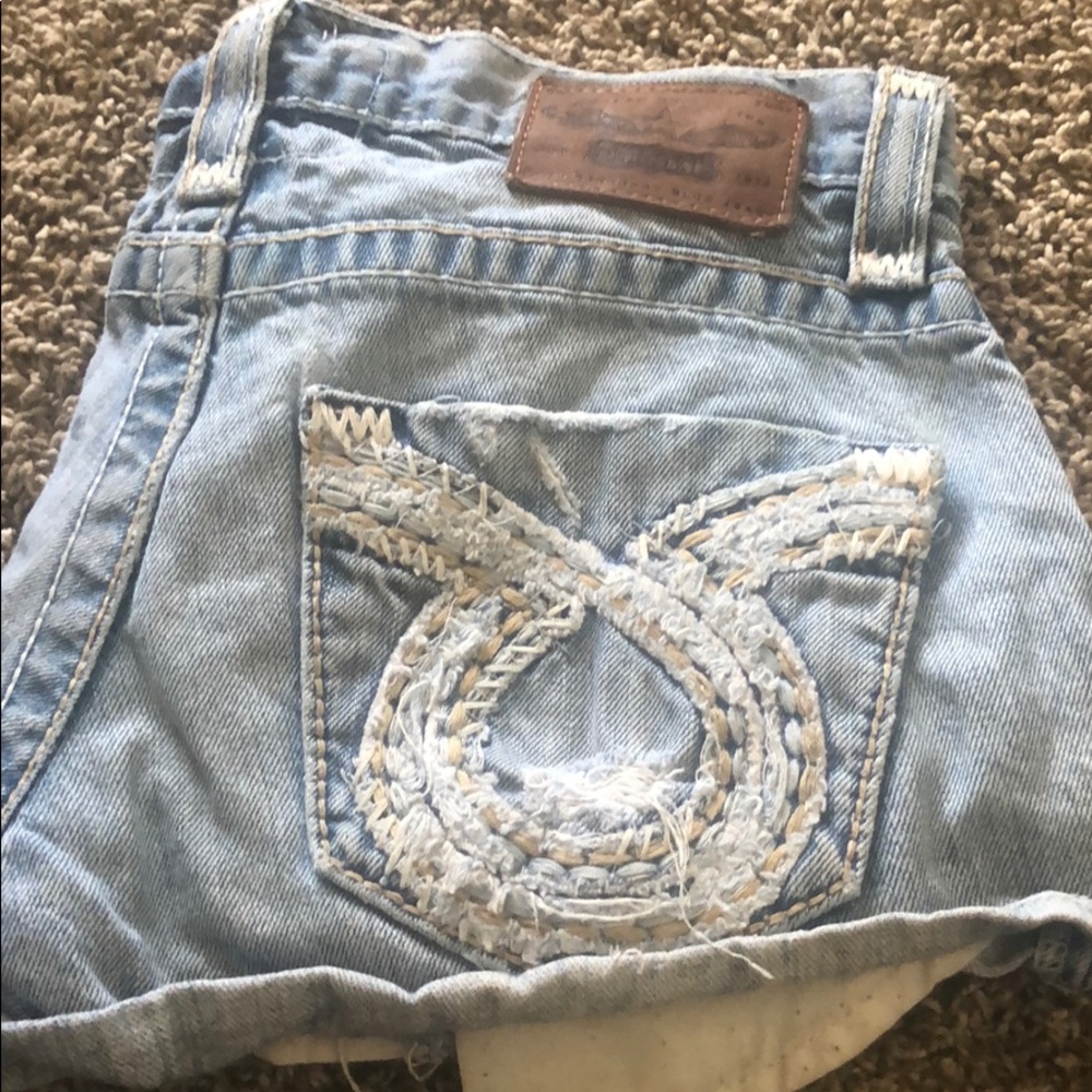 Shorts big star